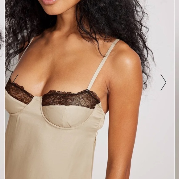 NA-KD Satin night cup dress lingerie - Picture 2 of 9